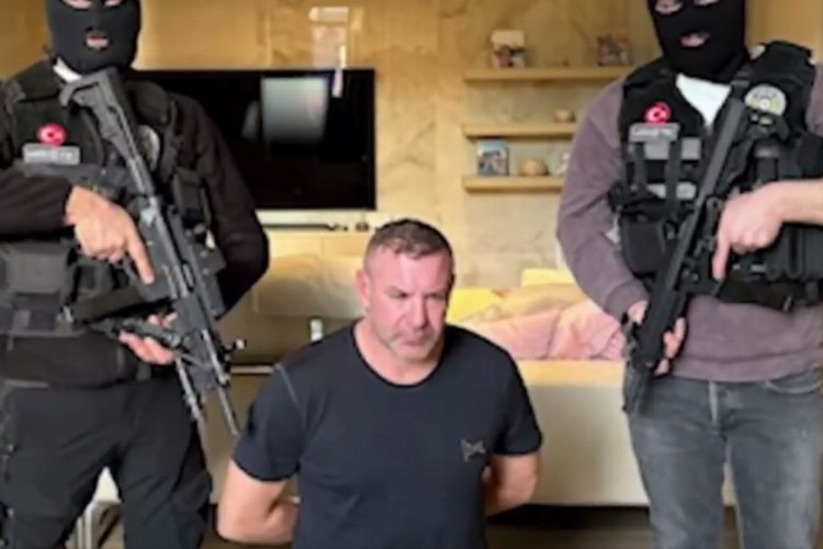 Kırmızı bültenle aranıyordu... İstanbul'da 'Kafes'lendi!